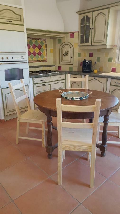 Maison Les Pins Aigues-Mortes Ngoại thất bức ảnh