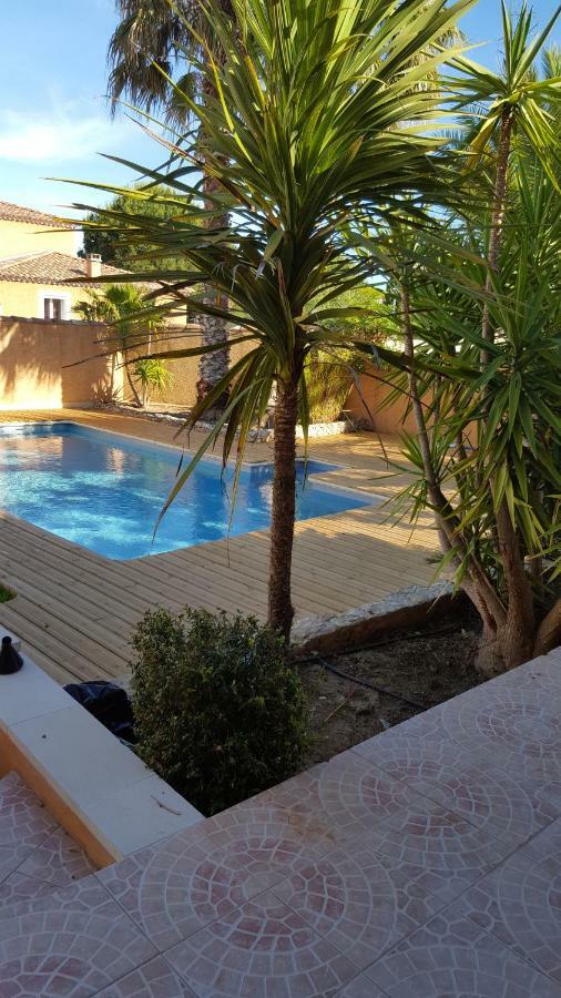 Maison Les Pins Aigues-Mortes Ngoại thất bức ảnh